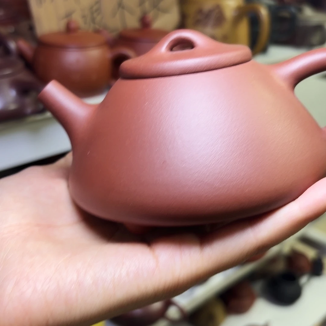 甄选宜兴本土紫砂壶