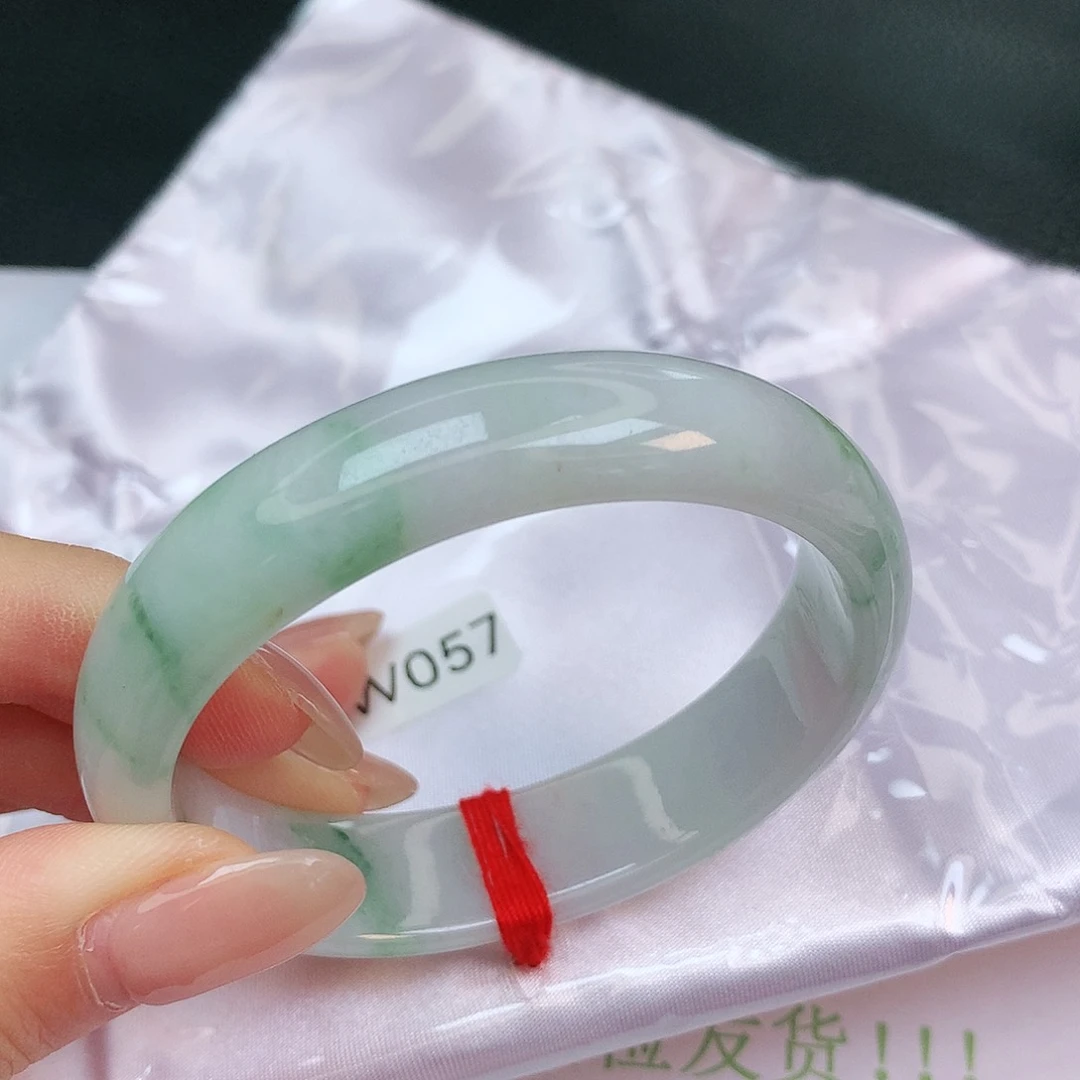 翡翠手镯未镶嵌缅甸天然a货翡翠