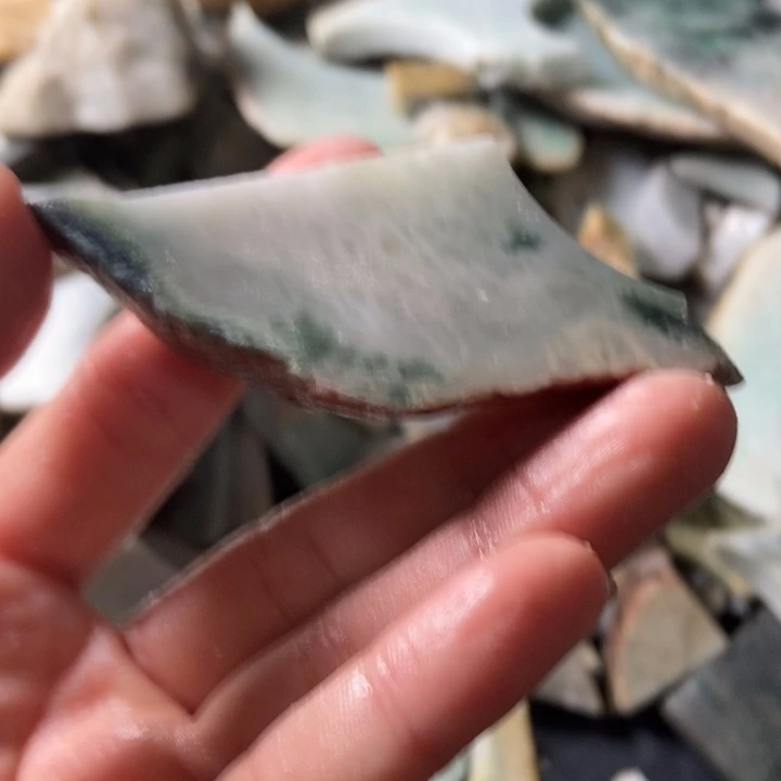 翡翠颈饰未镶嵌天然翡翠