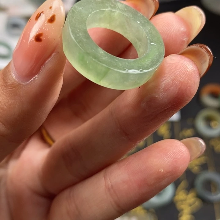 定制翡翠未镶嵌010