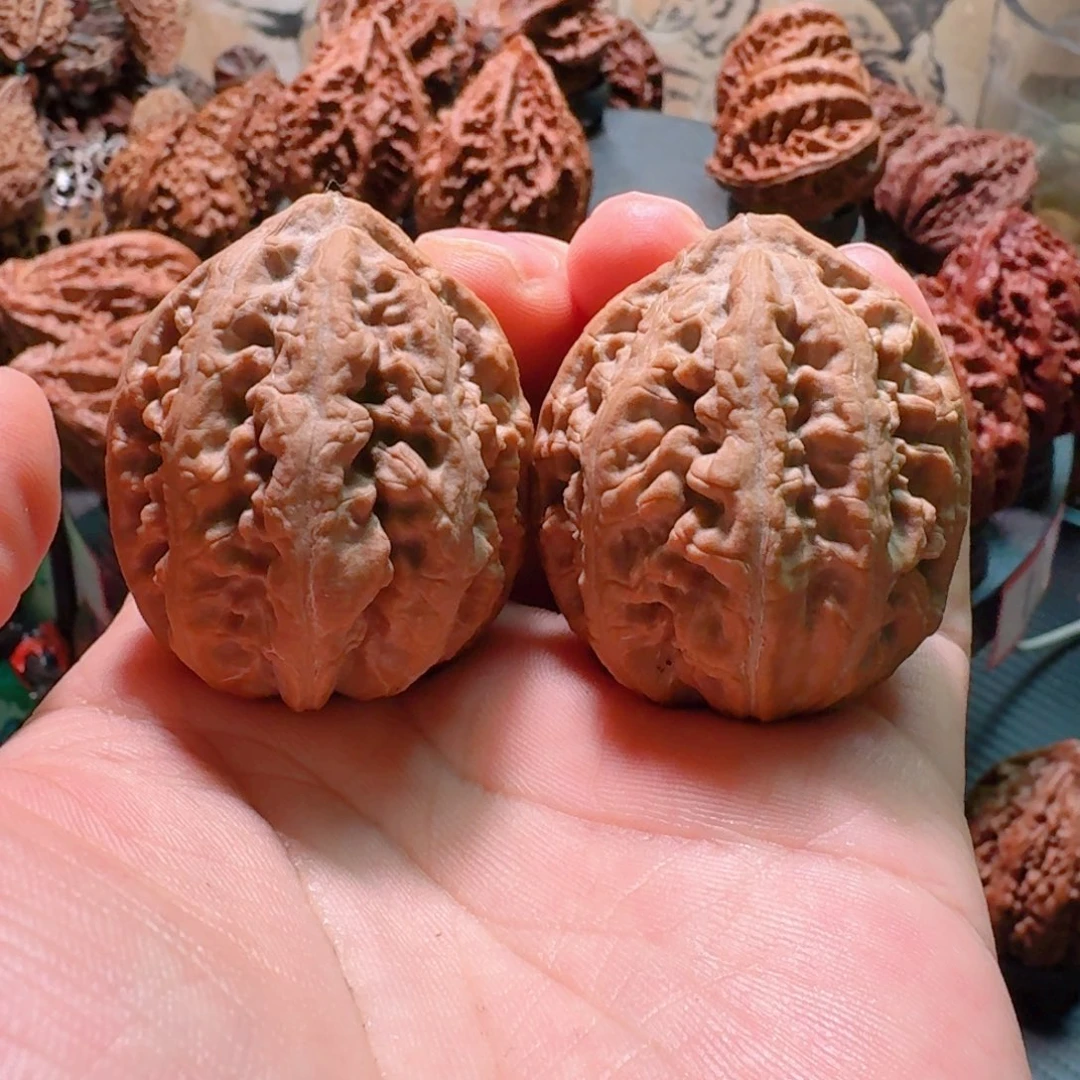 吊坠文玩核桃凹底绣球