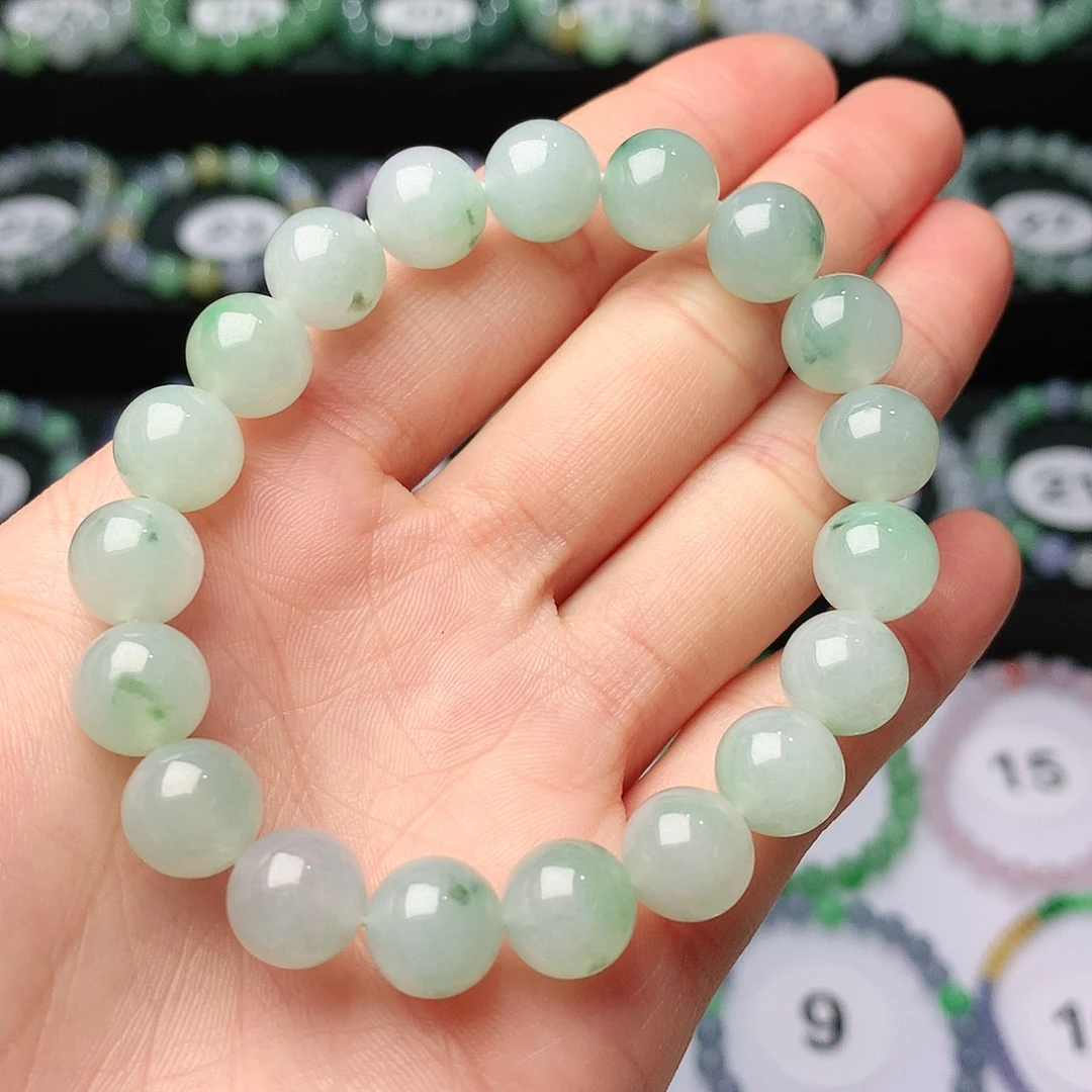 翡翠手链未镶嵌翡翠