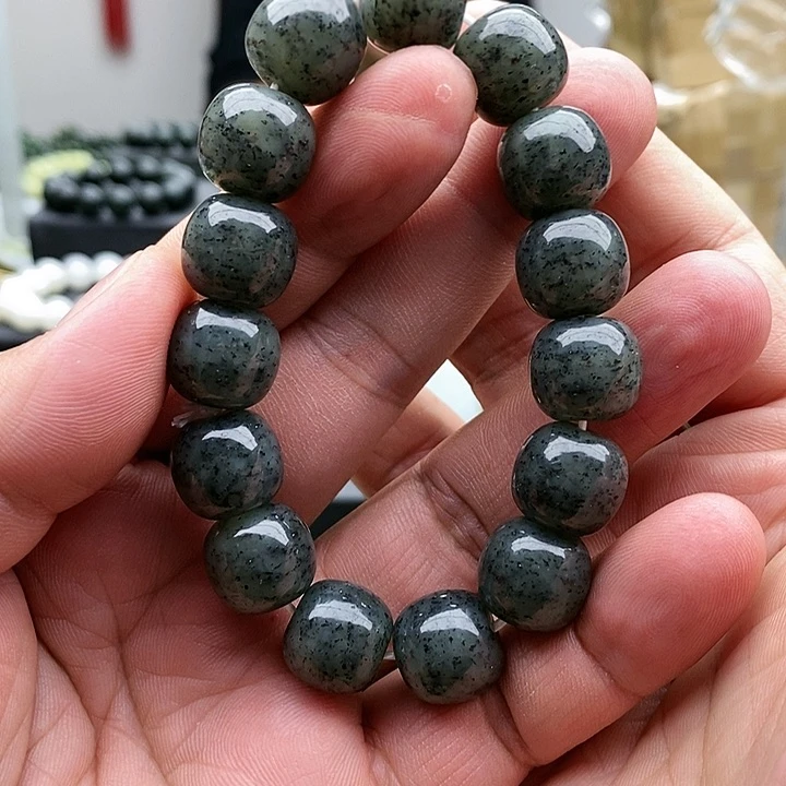 【闪购商品】未镶嵌手链和田玉14青花