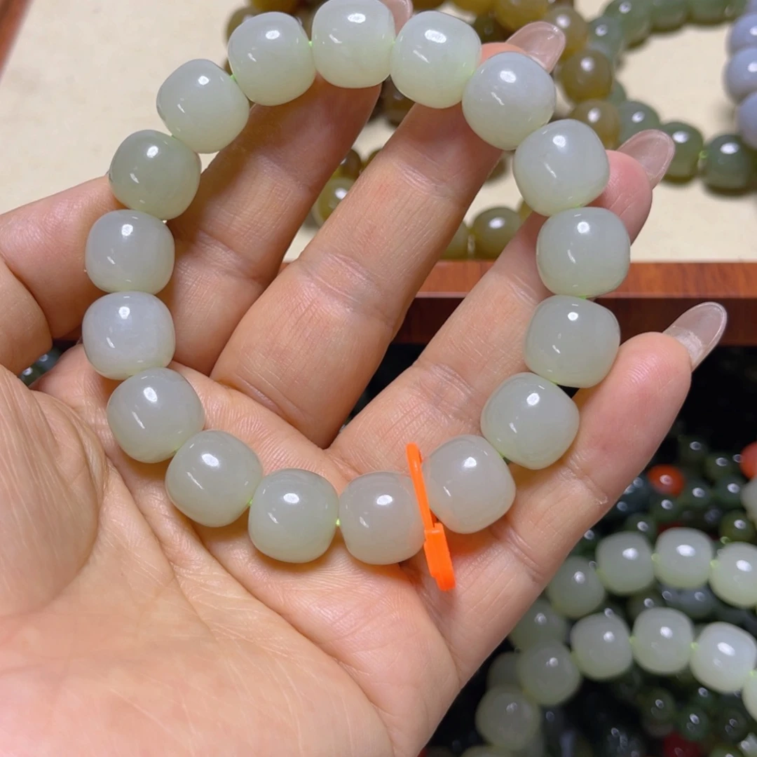 手串未镶嵌和田玉