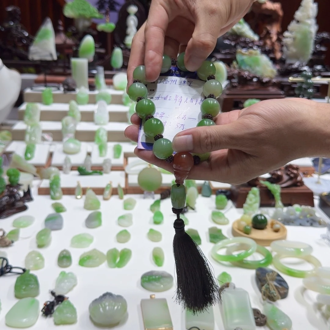 千***转和田玉（翠青玉）未镶嵌挂件翠青手持