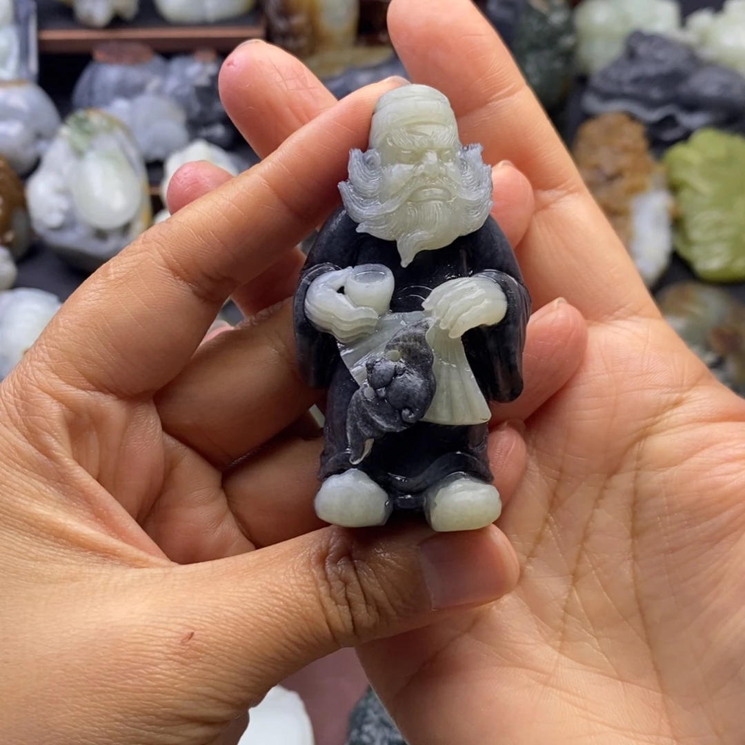 黑***@和田玉未镶嵌挂件