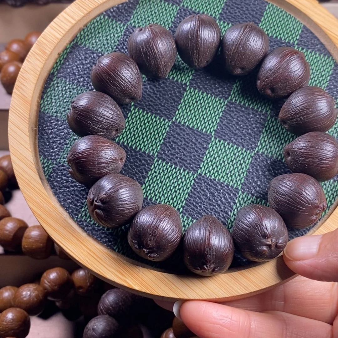 吉***子手串紫金鼠18紫皮加菲猫