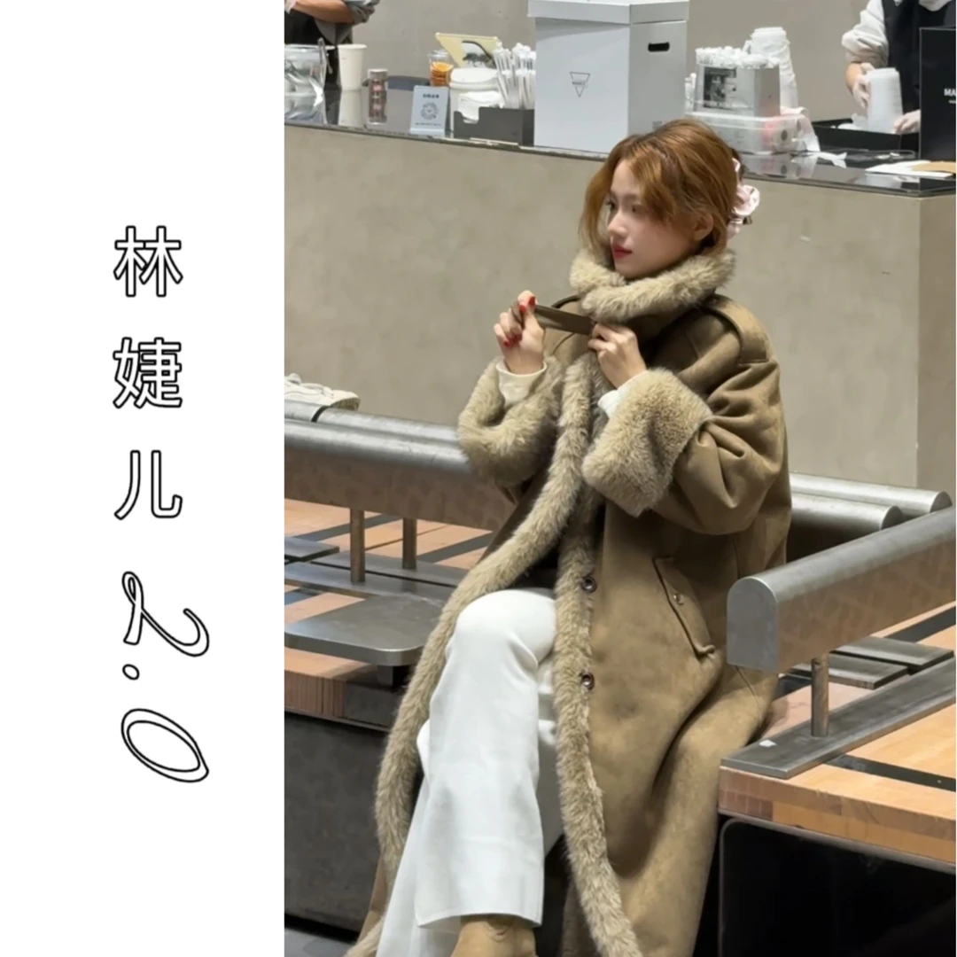 中长款冬季翻领极简风长款女风衣秋冬女装拼接毛领 5818