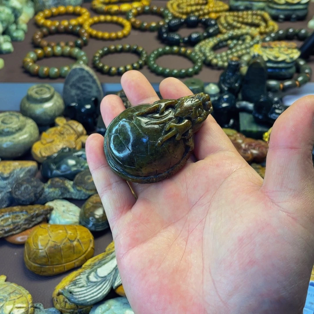 【闪购商品】未镶嵌岫岩河磨玉（透闪石质玉）挂件?*丹