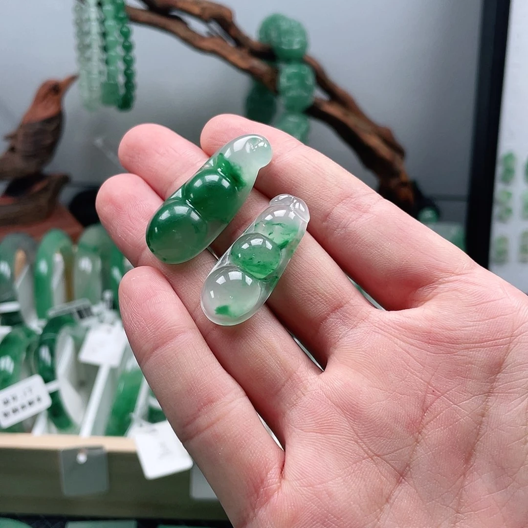 石英质玉戒指未镶嵌