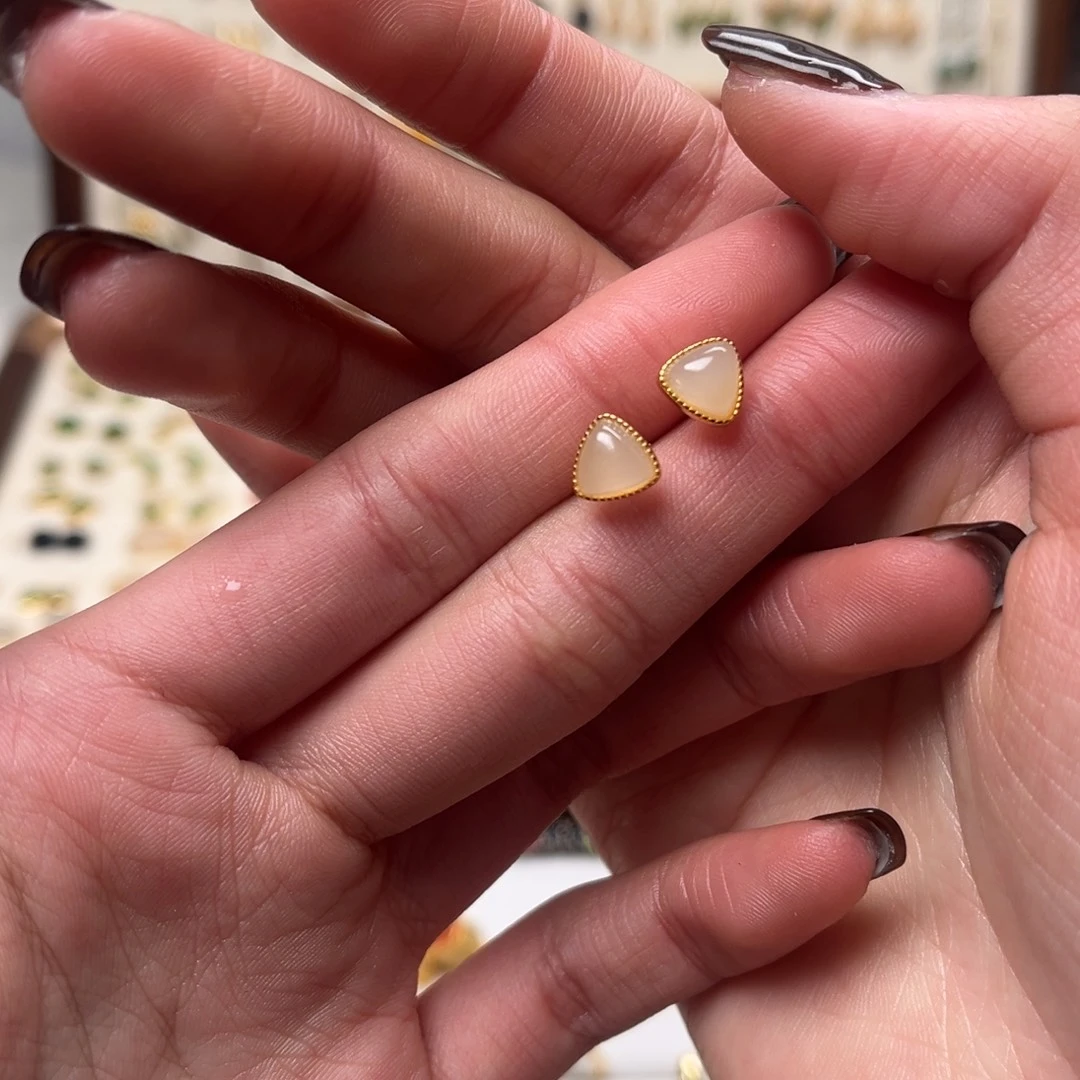 和田玉银S925镀金镶嵌耳坠