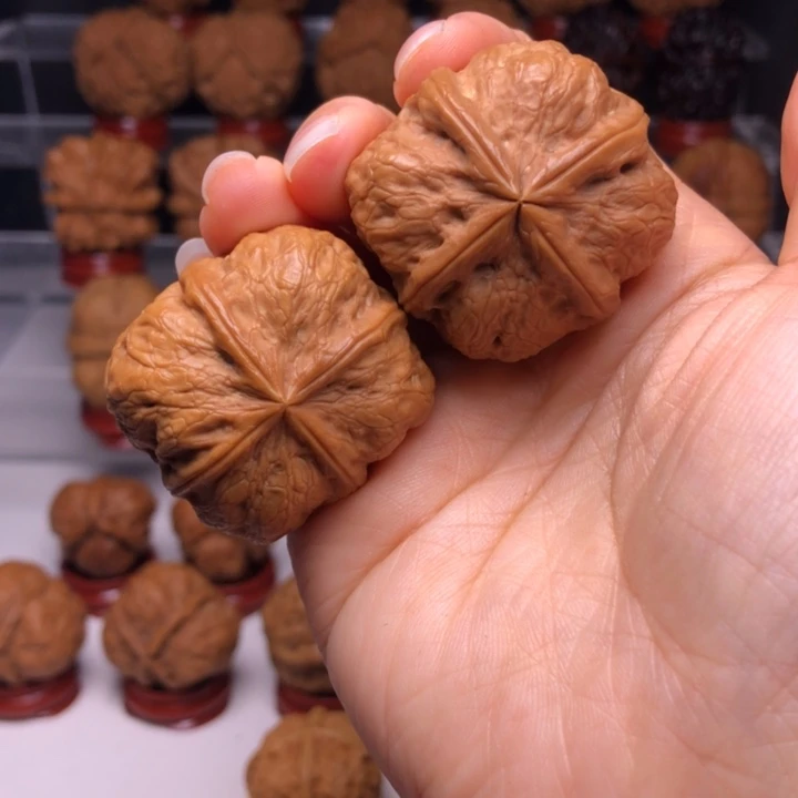 吊坠文玩核桃24八方凤玺