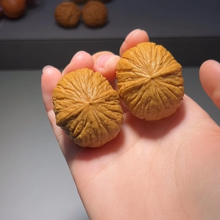 文玩核桃把件猴头元宝666