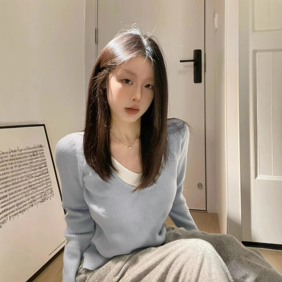 假两件蓝色v领长袖针织衫女春春早春薄款内搭打底衫毛衣针织上衣