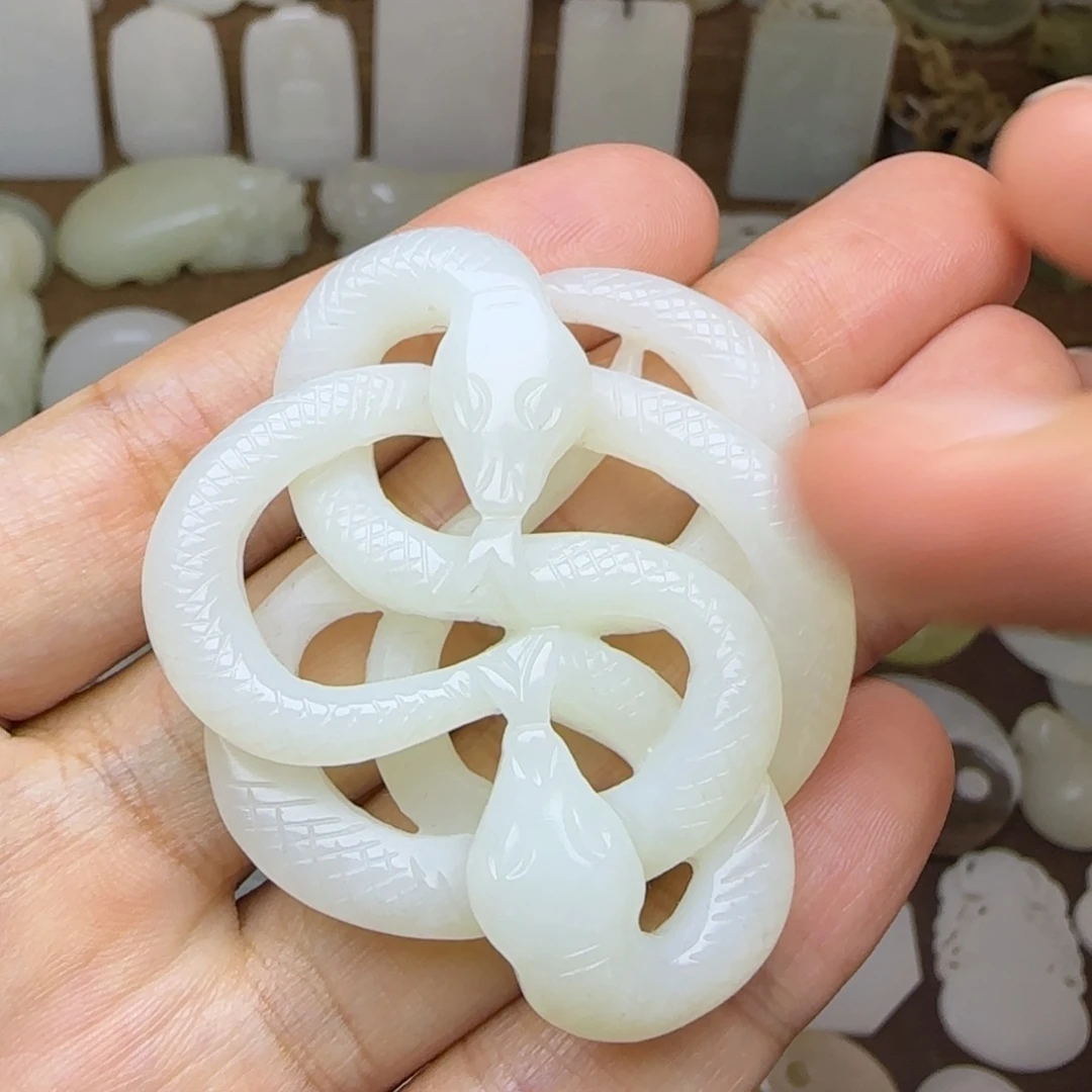 和田玉未镶嵌挂件