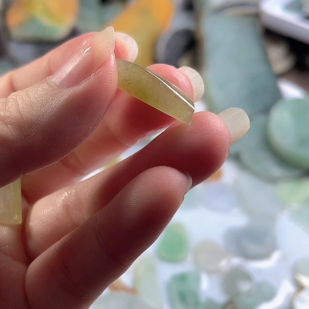 颈饰未镶嵌翡翠a