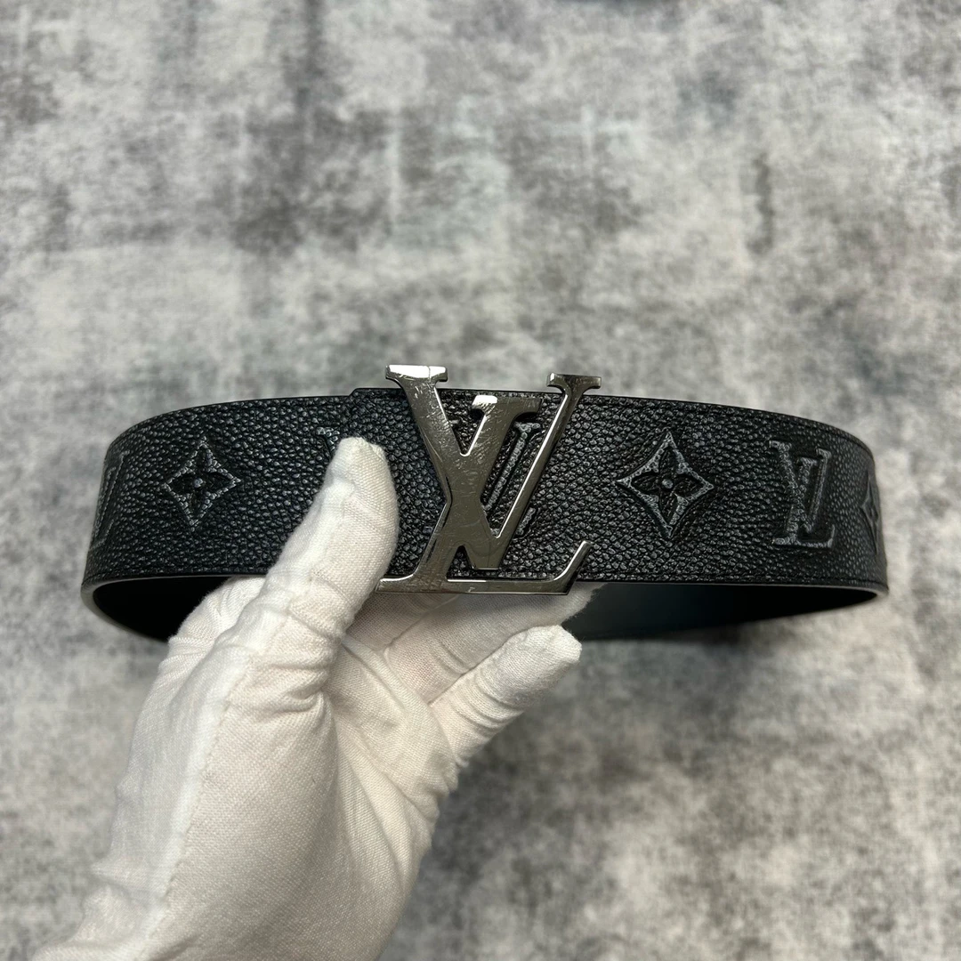 99新 LouisVuitton/路易威登 银头老花黑武士皮带 85码