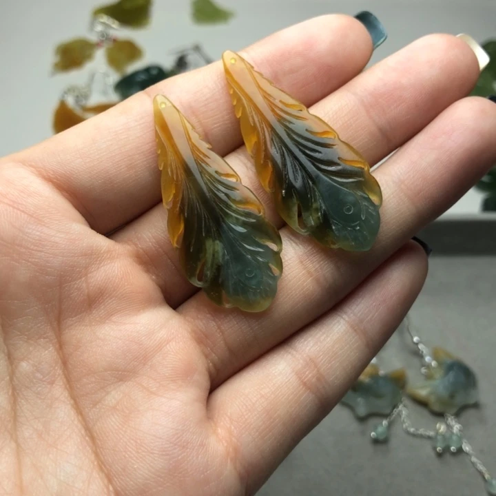 蛇纹石玉耳饰未镶嵌汐*血