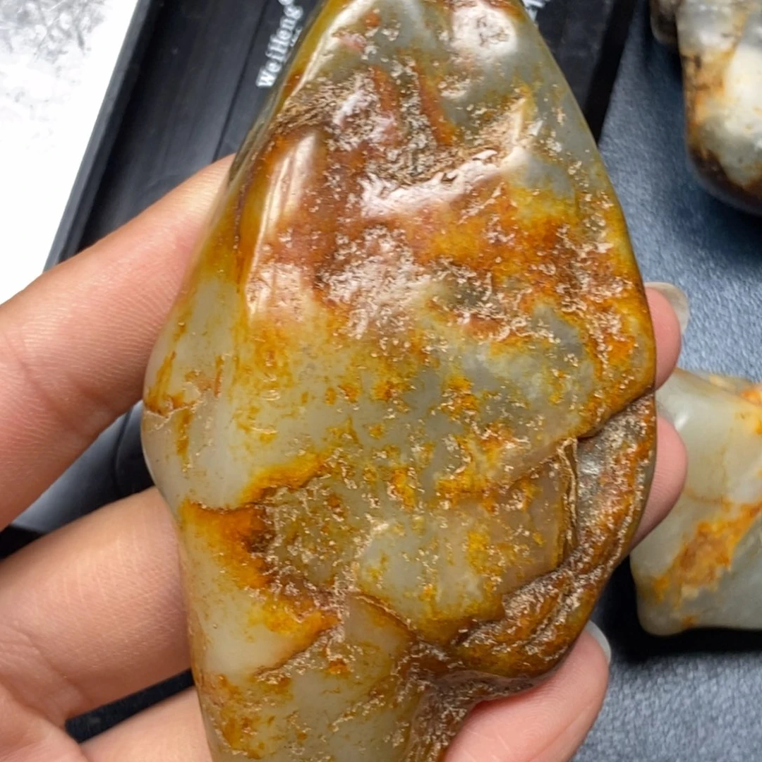 和田玉（糖玉）未镶嵌挂件