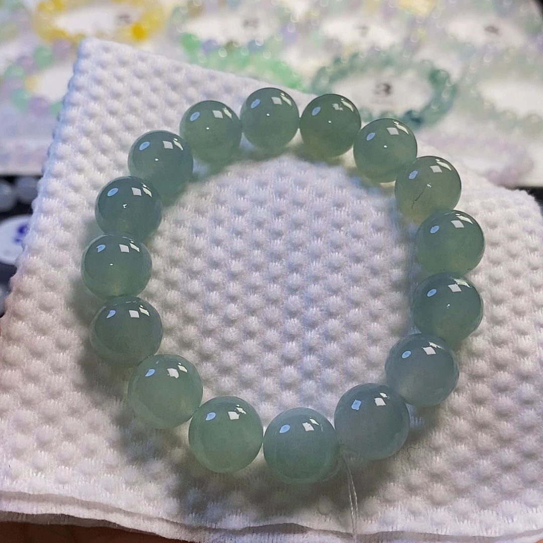 未镶嵌定制翡翠翡翠.