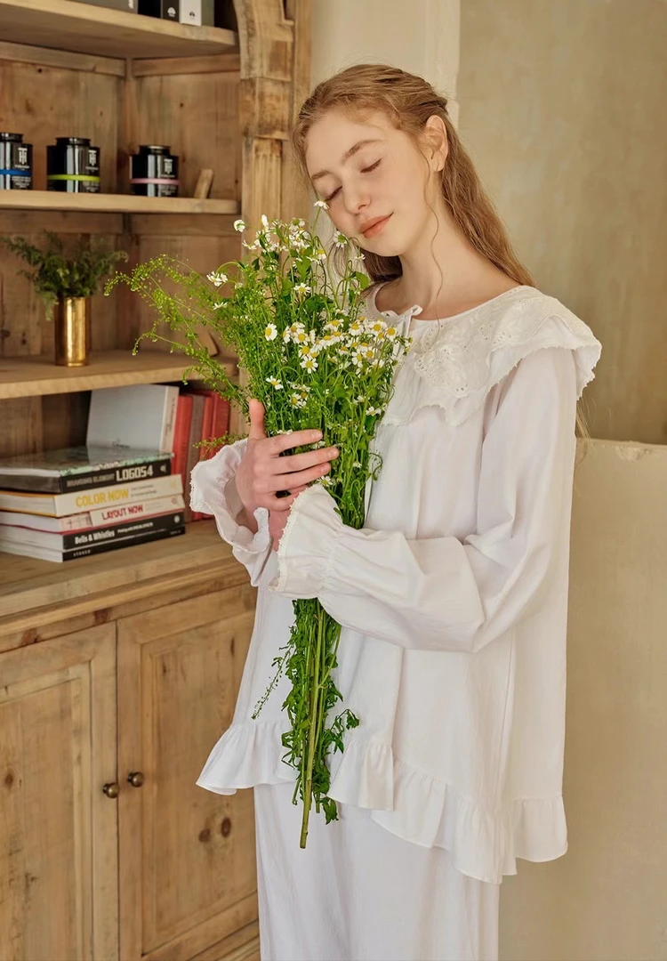 【树下优品】韩国UL家/春季娃娃领甜美蕾丝刺绣家居服睡衣套装23184