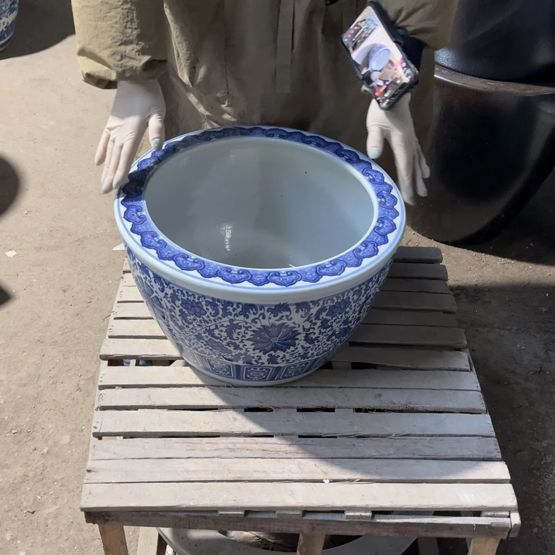 瓷片缠枝莲42.888888888