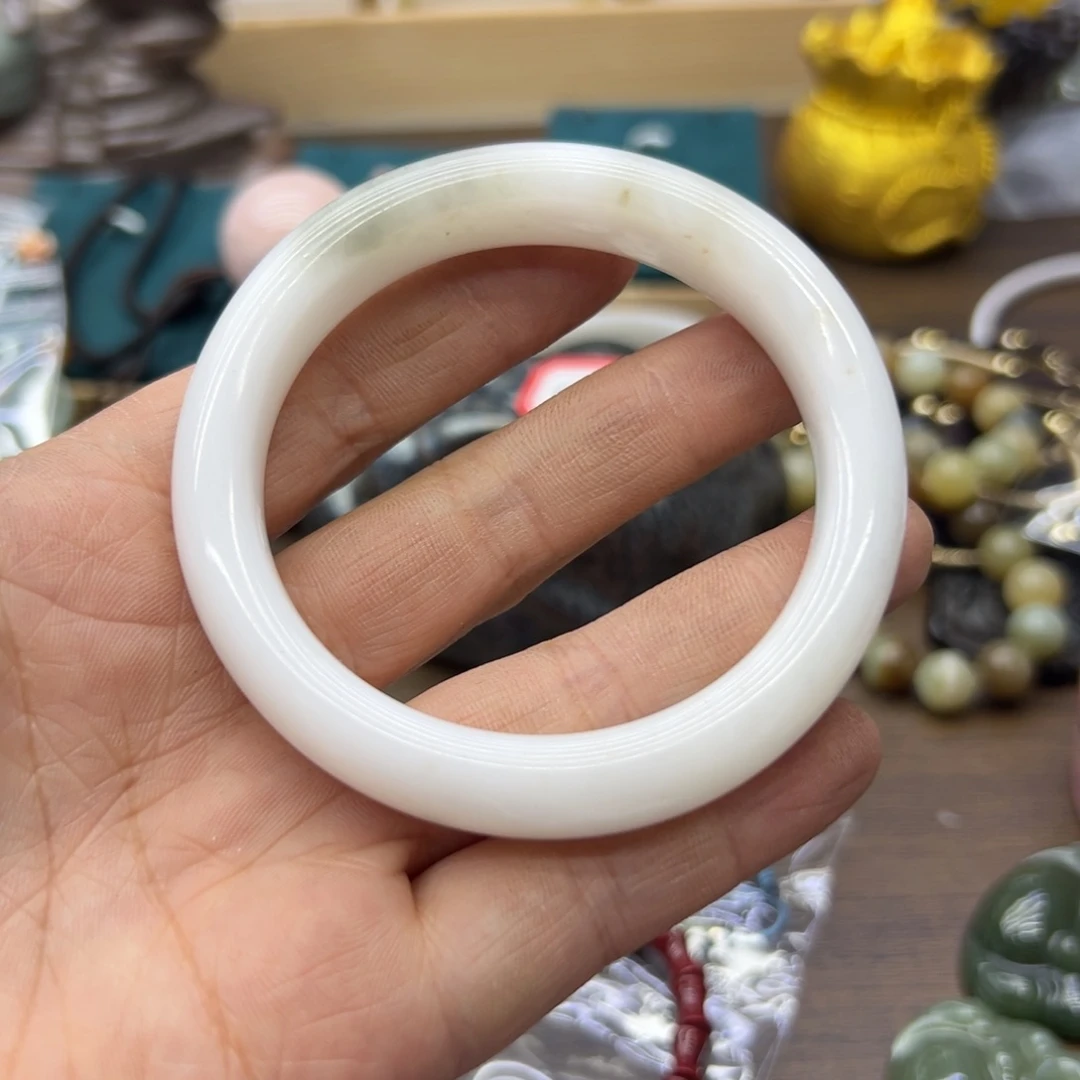 和田玉未镶嵌手镯58.6圈围315