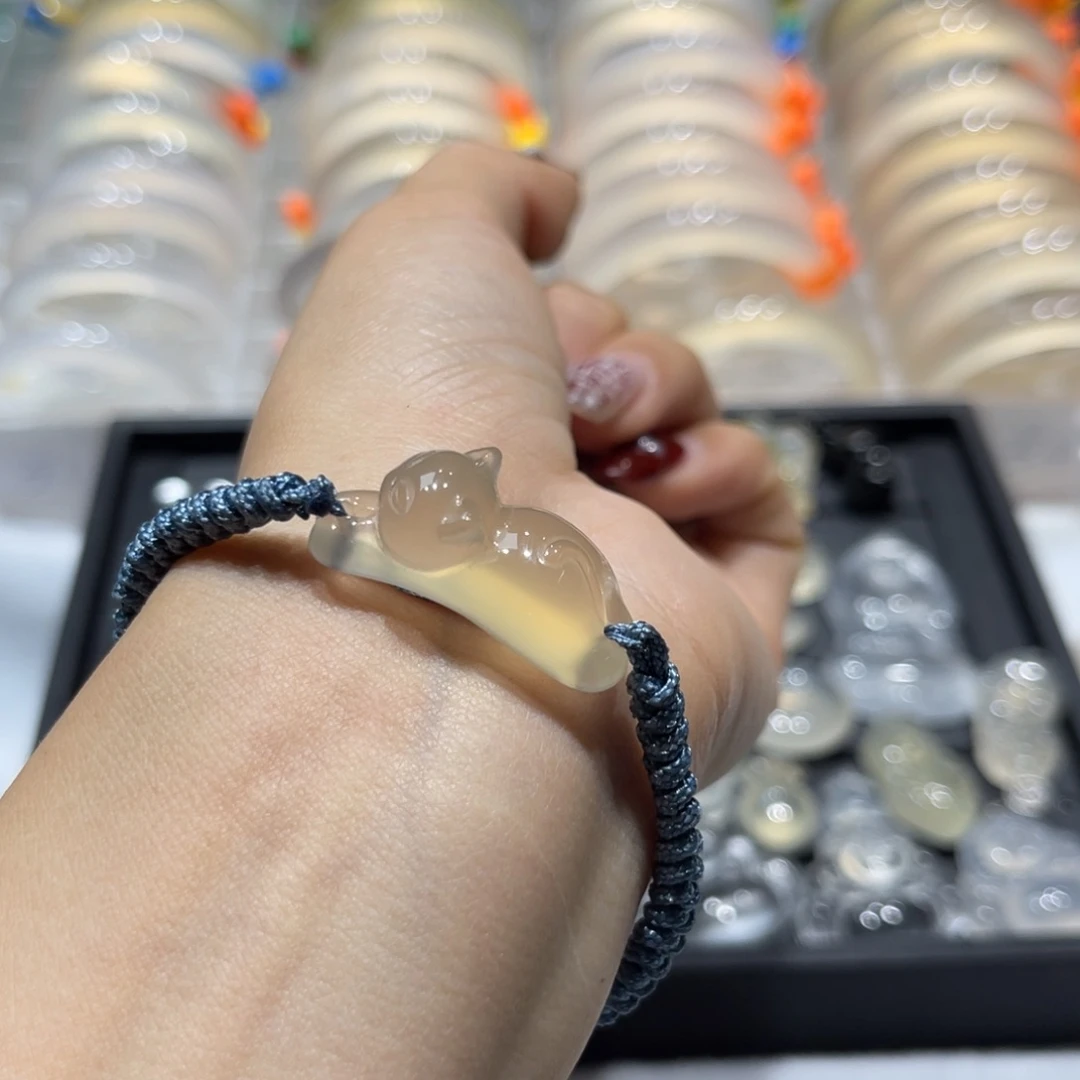 玛瑙/玉髓手镯未镶嵌