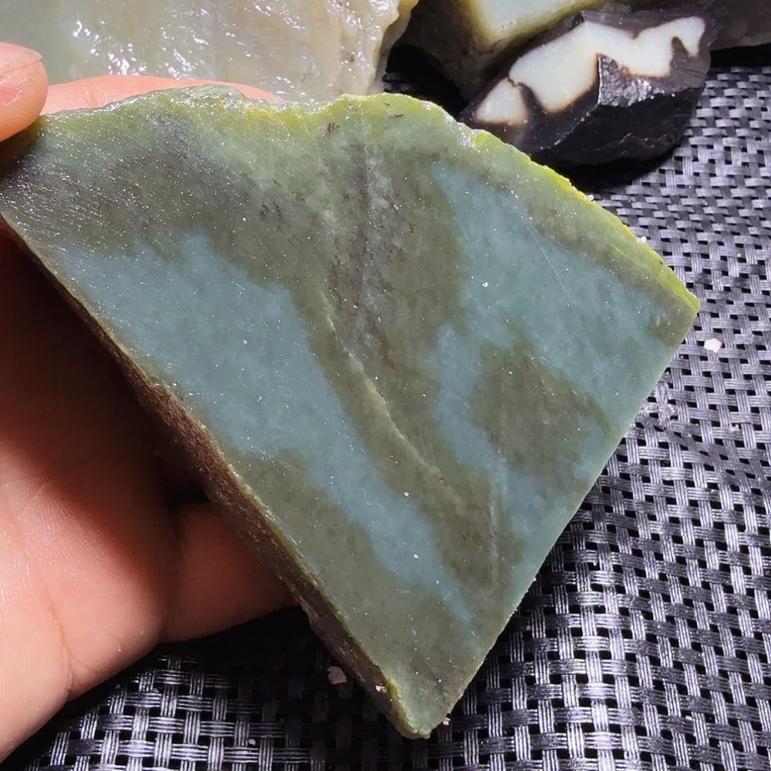 和田玉（糖玉）未镶嵌珠宝半成品