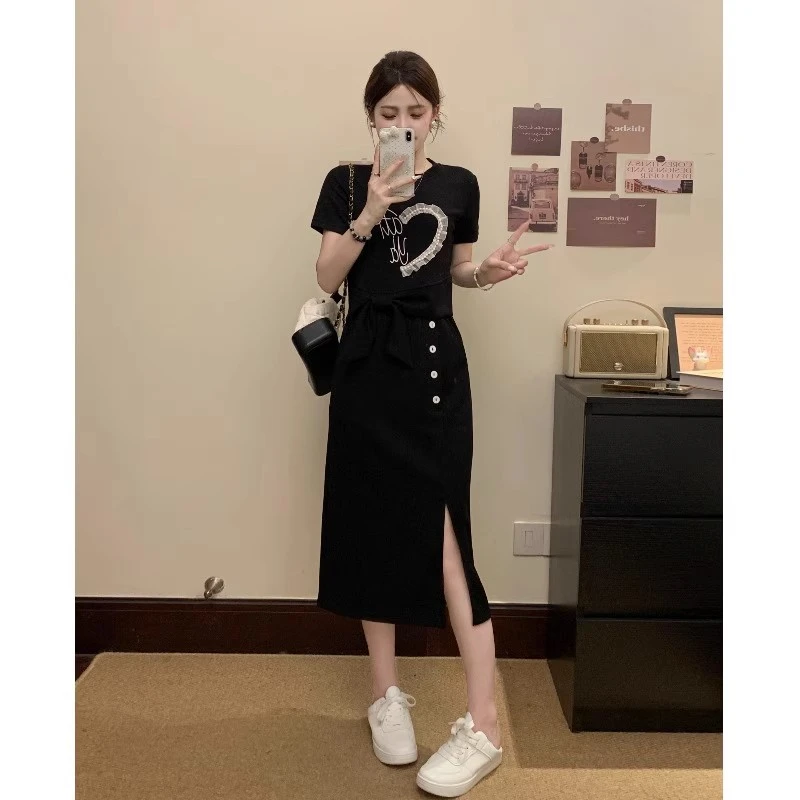 女士夏季时尚显瘦气质减龄运动风法式纯色半身裙与T恤套装短袖