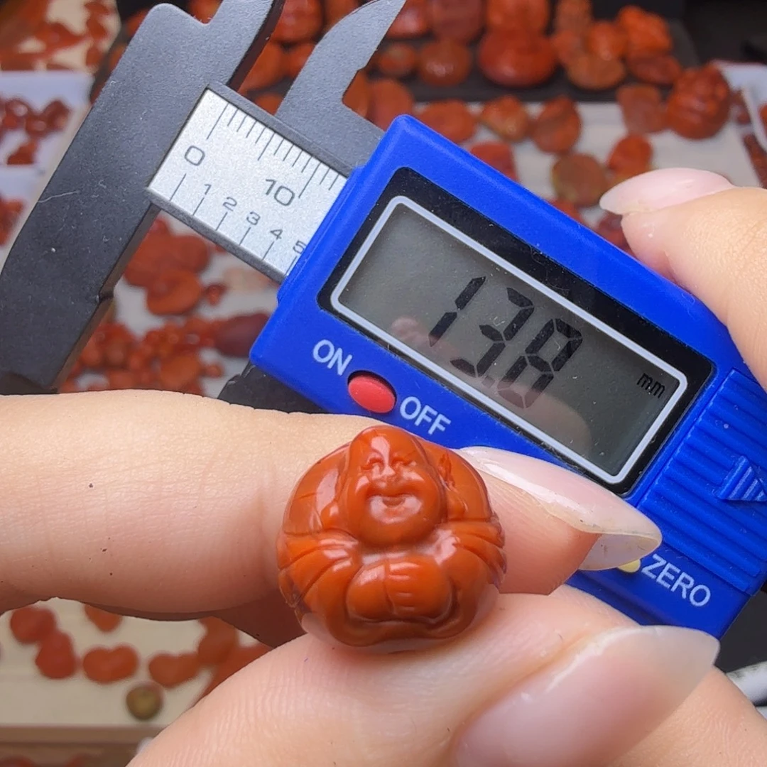 南红玛瑙未镶嵌颈饰