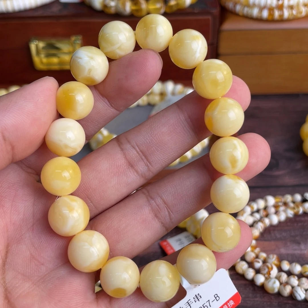 蜜蜡未镶嵌珠宝奇石