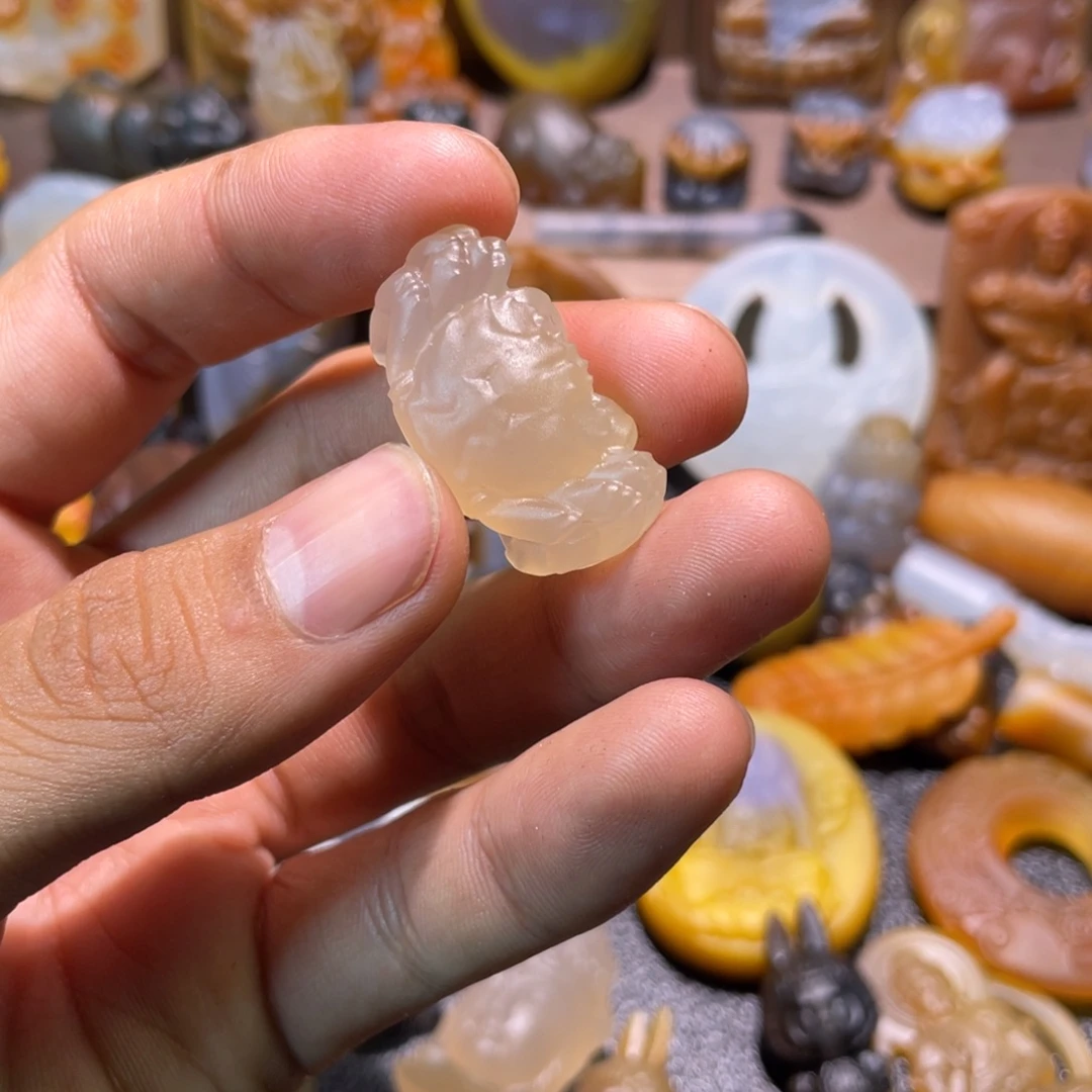 平***凡玛瑙/玉髓未镶嵌颈饰