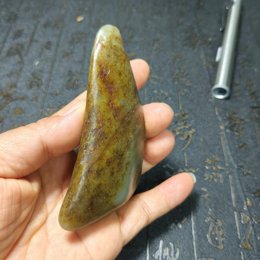 畸形天然正品和田玉黄沁料原石手把件带裂棉瑕疵121克91*58*17