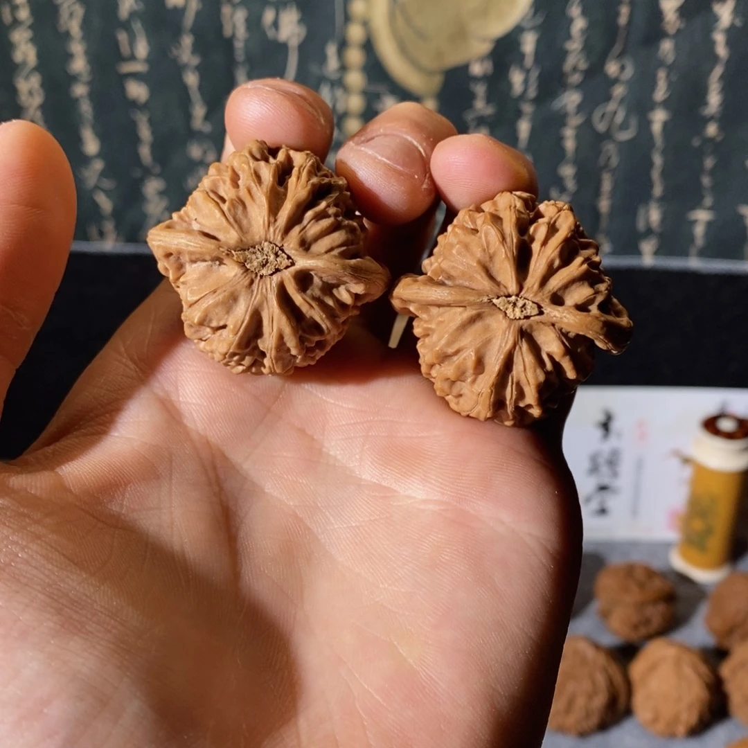 吊坠文玩核桃宫灯核桃38尺寸