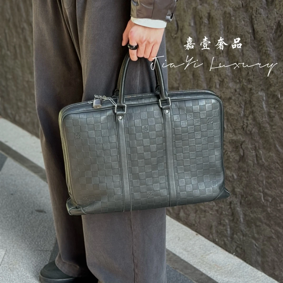 99新 LouisVuitton/路易威登 嘉壹/99新(6370)Lv Sirus牛皮公文包