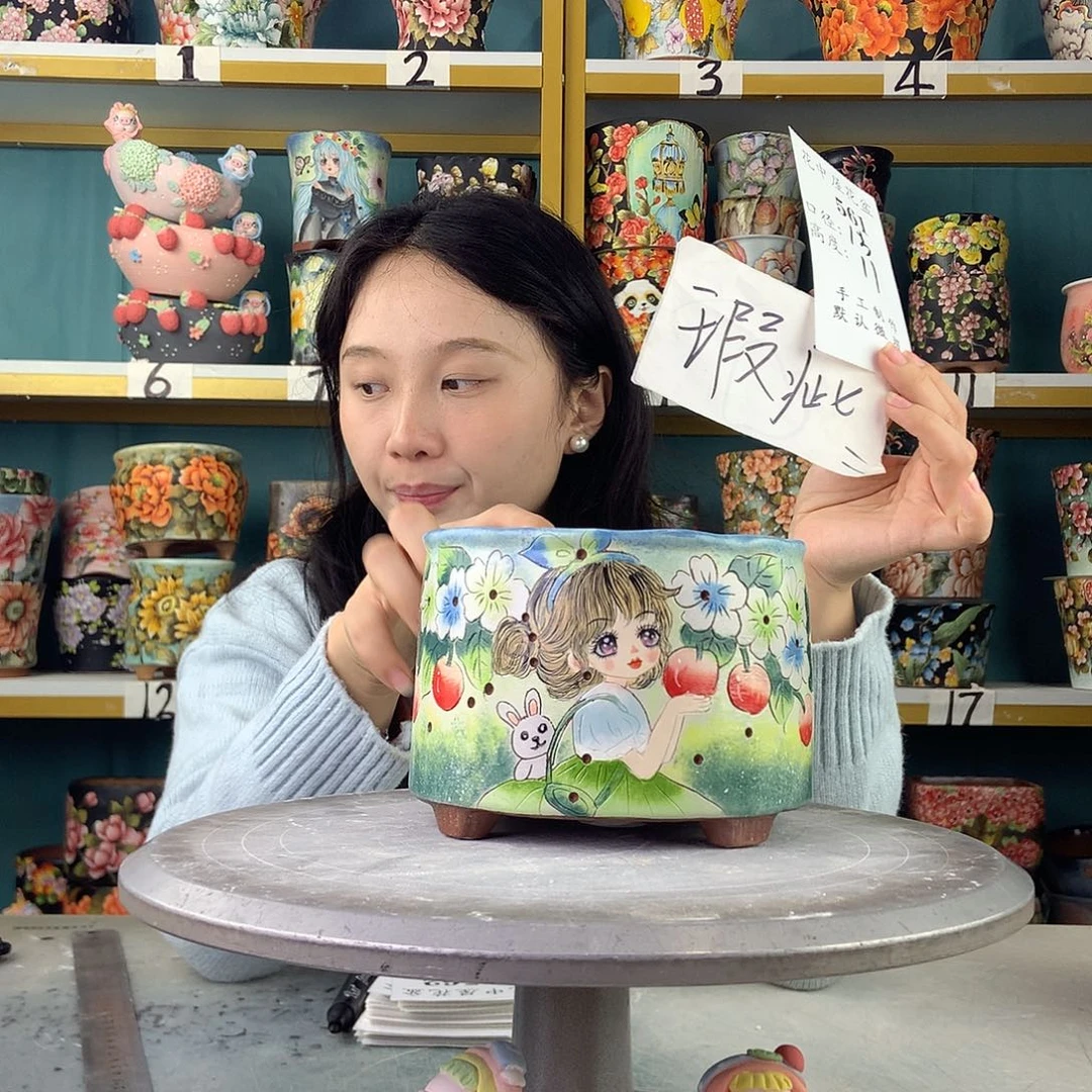 陶景德镇手工花盆561