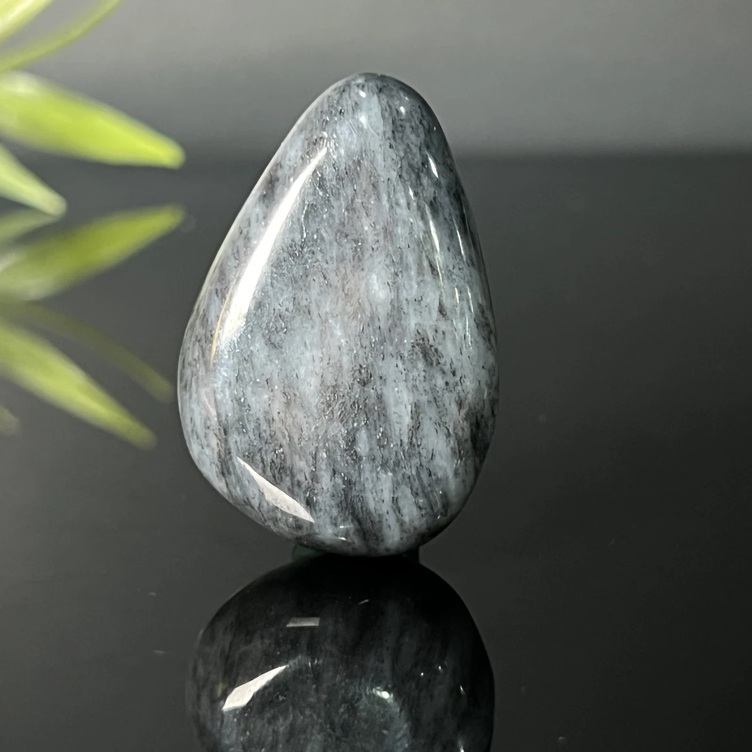 1205GC8826和田玉挂件