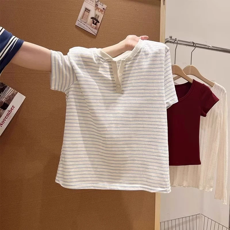 浅蓝色条纹纽扣亨利领短袖T恤女夏季新款半开领宽松遮肚显瘦上衣