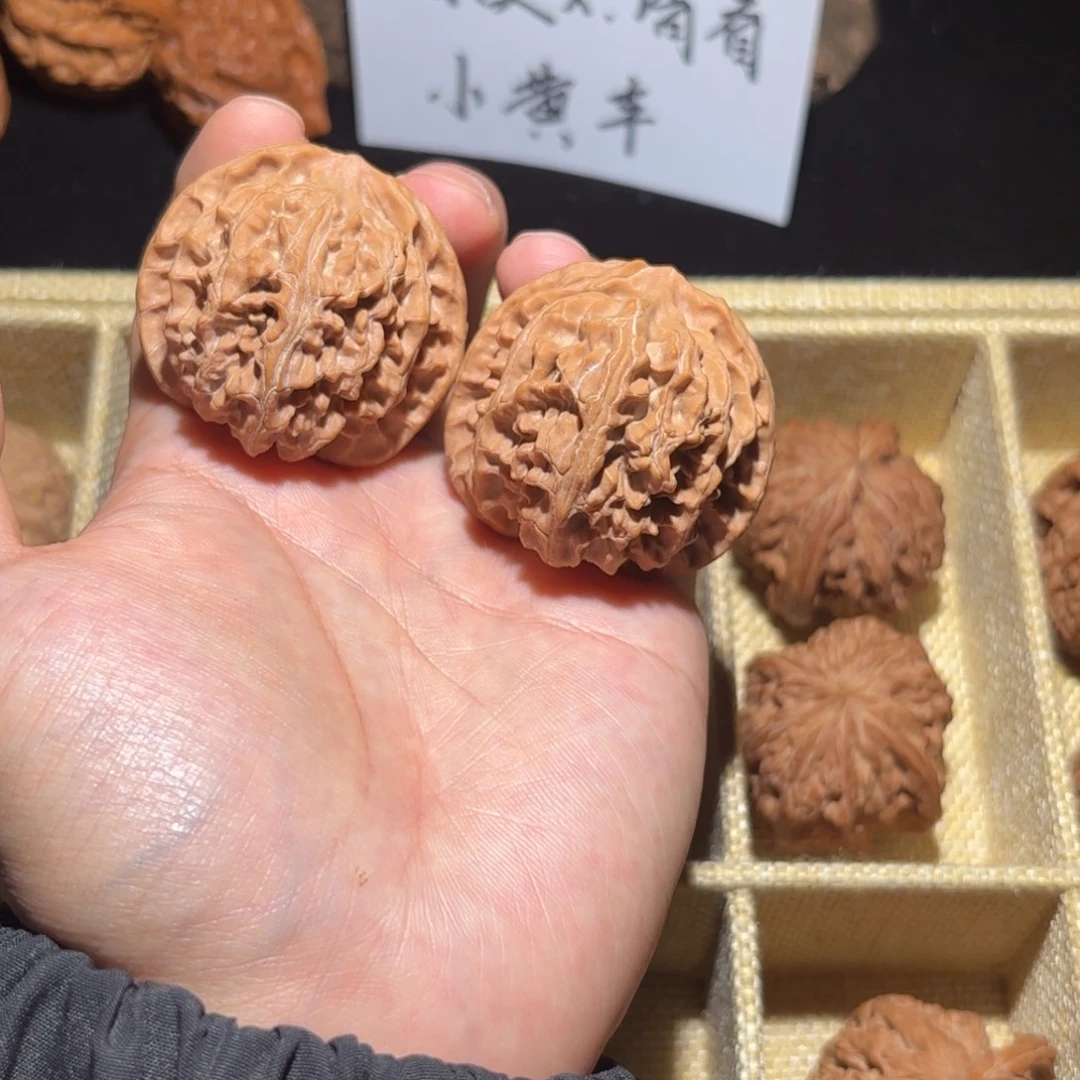 文玩核桃吊坠42+头货苹果园十字底
