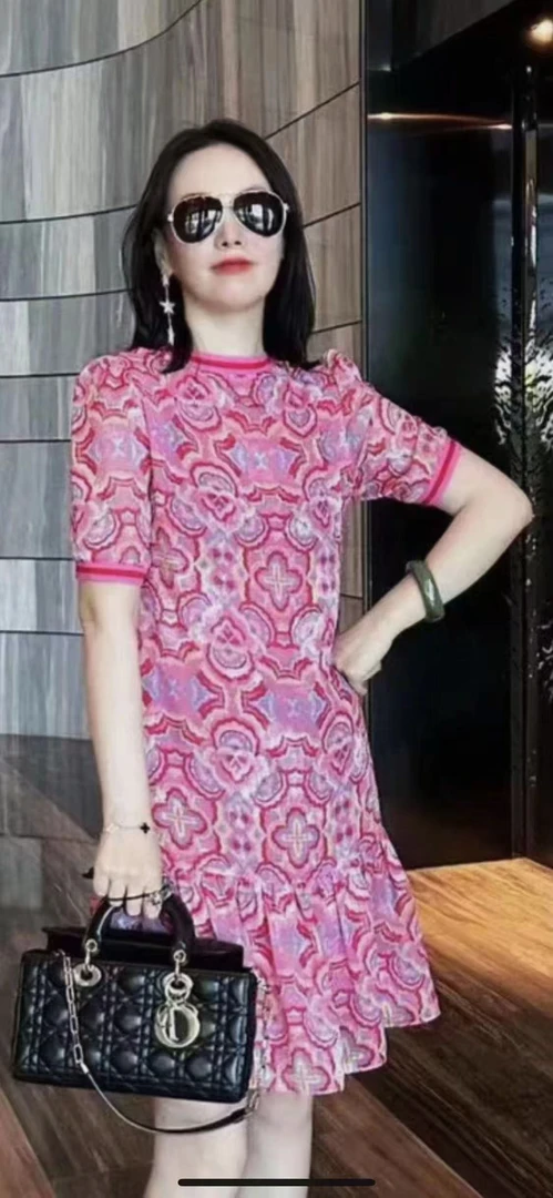 夏季新品时尚胖MM大码韩版宽松遮肉圆领拼接印花显瘦短袖连衣裙