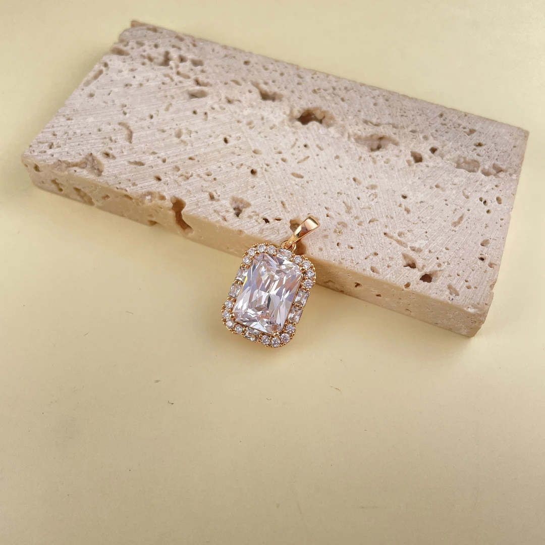 八星八箭方形白吊坠————————高货