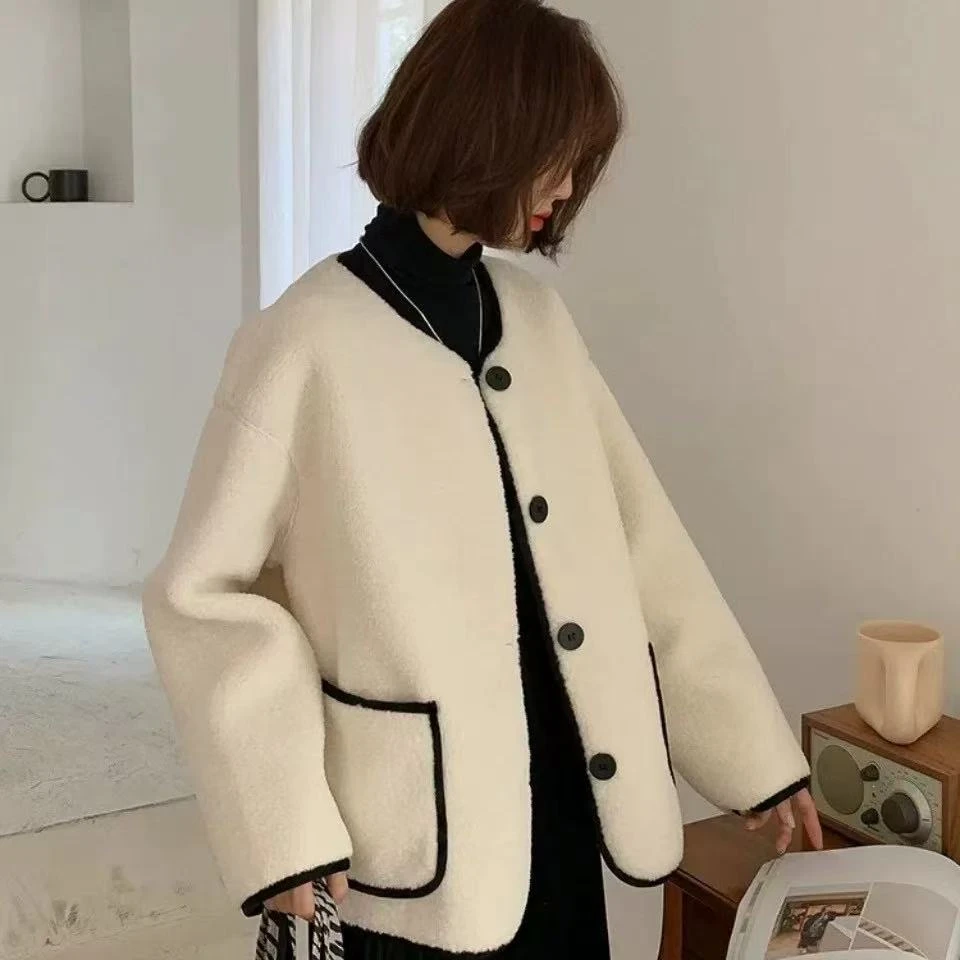 颗粒绒外套休闲风女防风口袋长袖短外套保暖时尚毛绒加厚