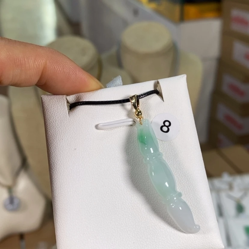 【闪购商品】颈饰未镶嵌翡翠