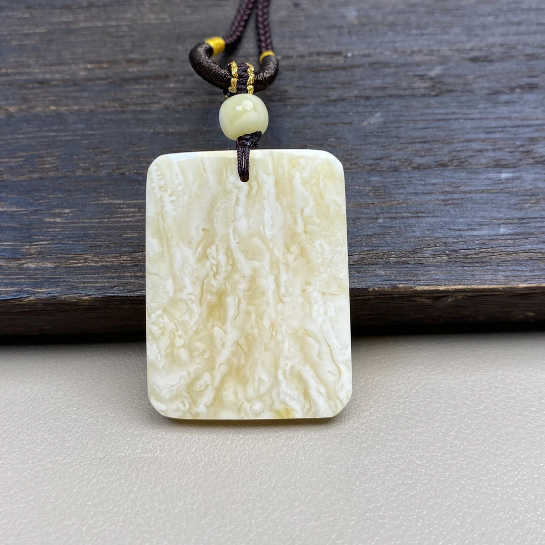 6.37克36×27.5×7.3毫米天然浓白妖花蜜蜡无事牌吊坠平安扣水滴链