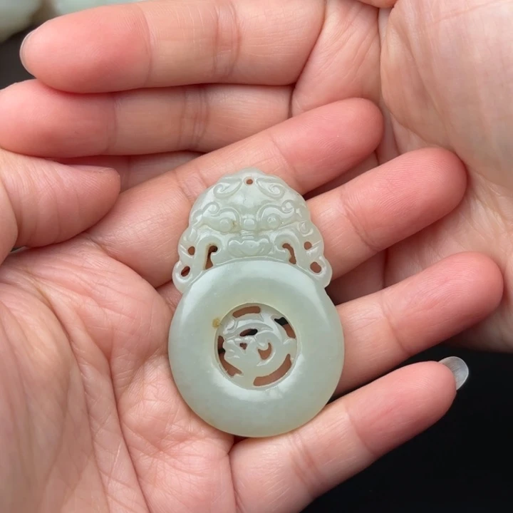 未镶嵌和田玉挂件丰***在