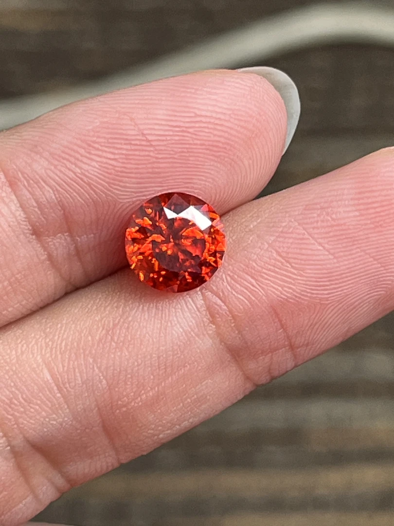 培育蓝宝石培育帕帕拉恰裸石3.6克拉