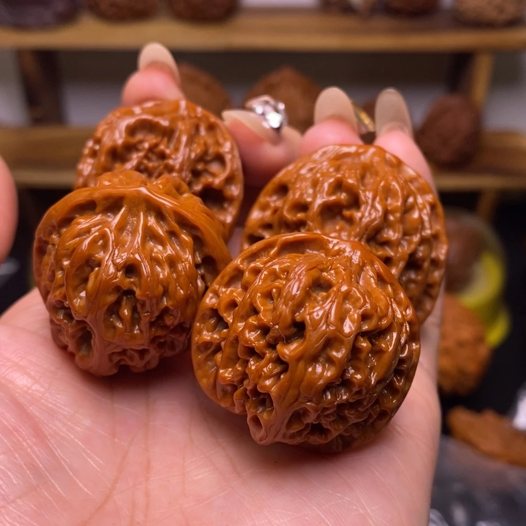 用***9文玩核桃吊坠苹果园福利