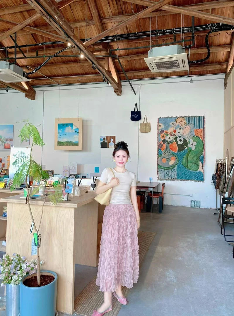 SS1188夏日绝美白色T粉色A字网纱裙小个子高腰超火减龄半裙套装