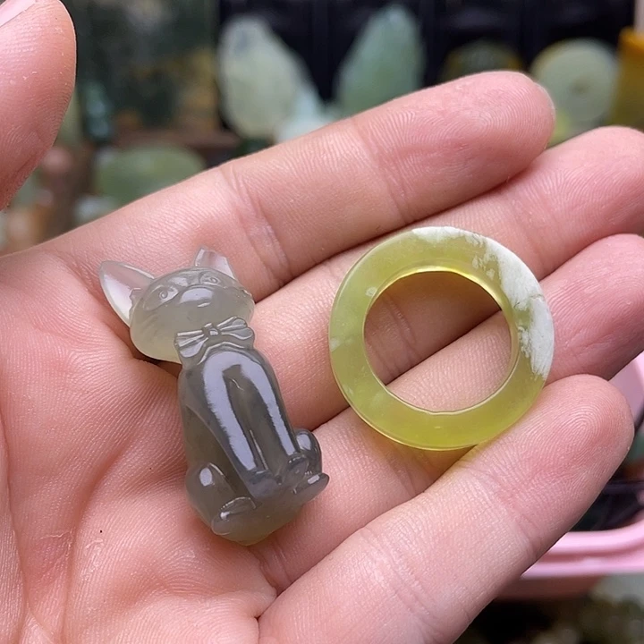 蛇纹石玉挂件未镶嵌b*u